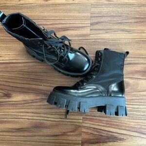 Black Chunky leather combat Boots